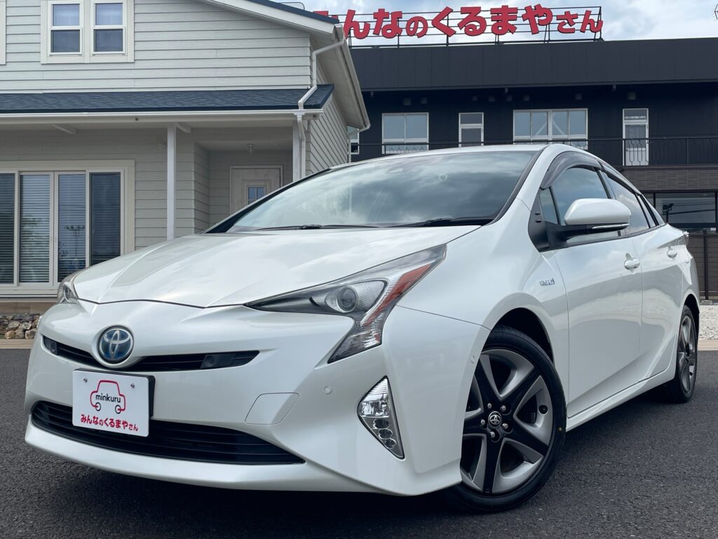 トヨタ プリウス 1.8Aツーリングセレクション 写真1