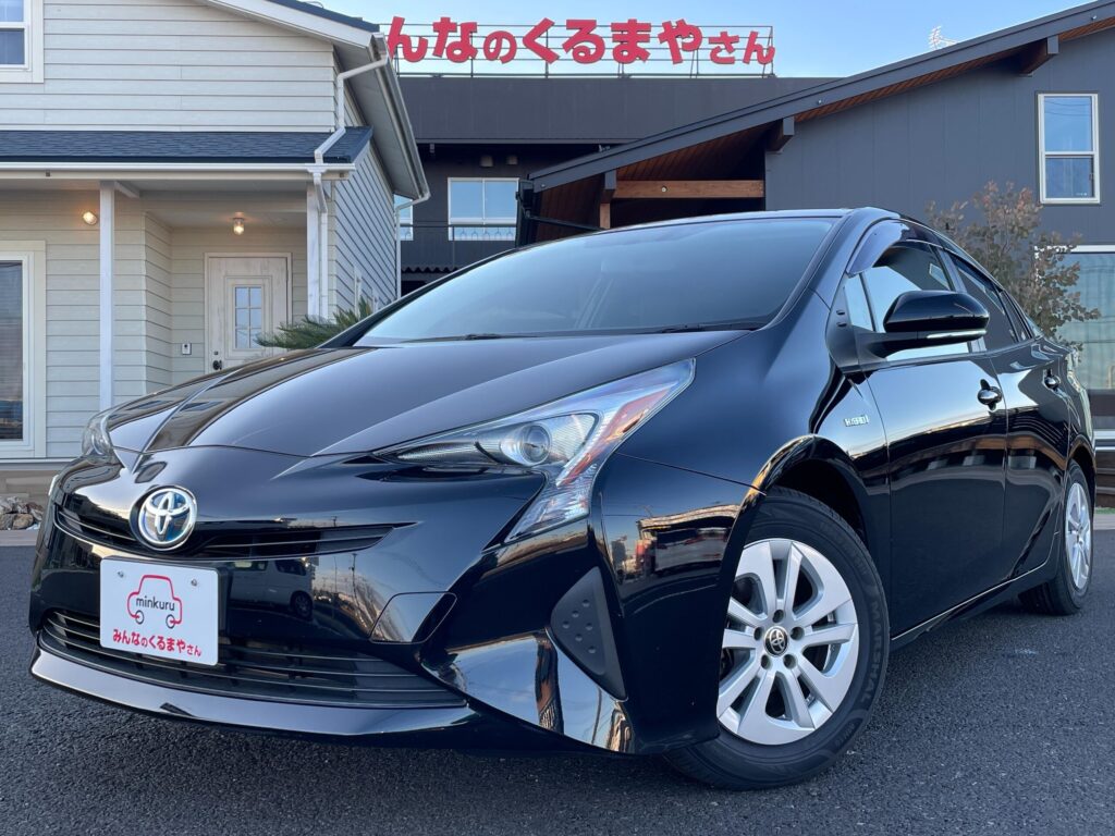 トヨタ プリウス 1.8E 写真1