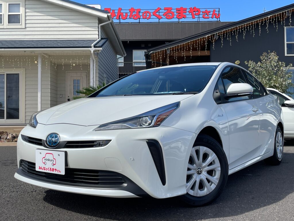 トヨタ プリウス 1.8S 写真1