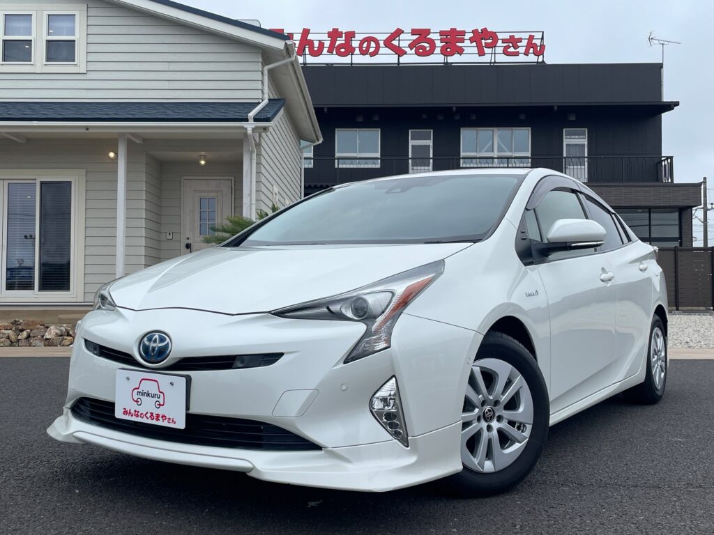 トヨタ プリウス 1.8Sセーフティ プラス 写真1