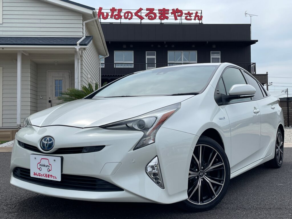 トヨタ プリウス 1.8Sセーフティ プラス 写真1
