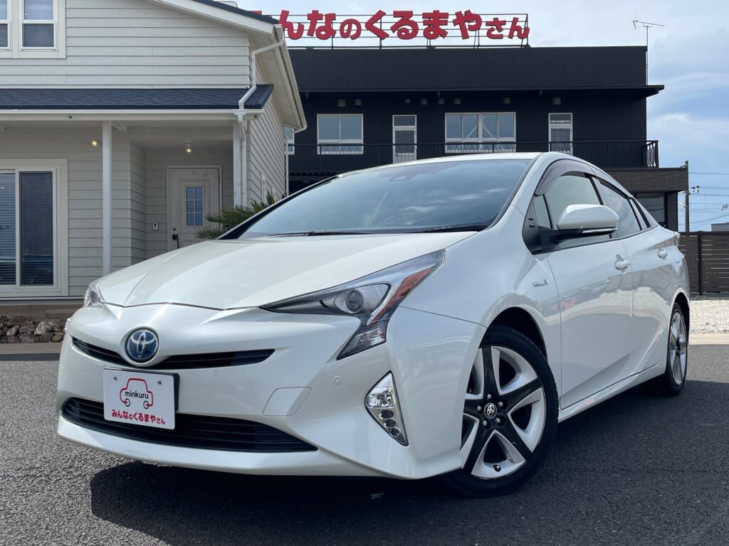 トヨタ プリウス 1.8Sツーリングセレクション 写真1