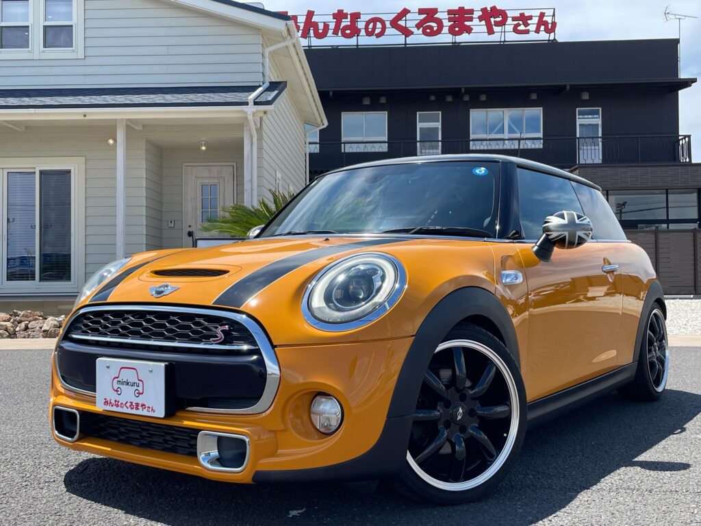ミニ ミニ クーパーS 3ドア 写真1